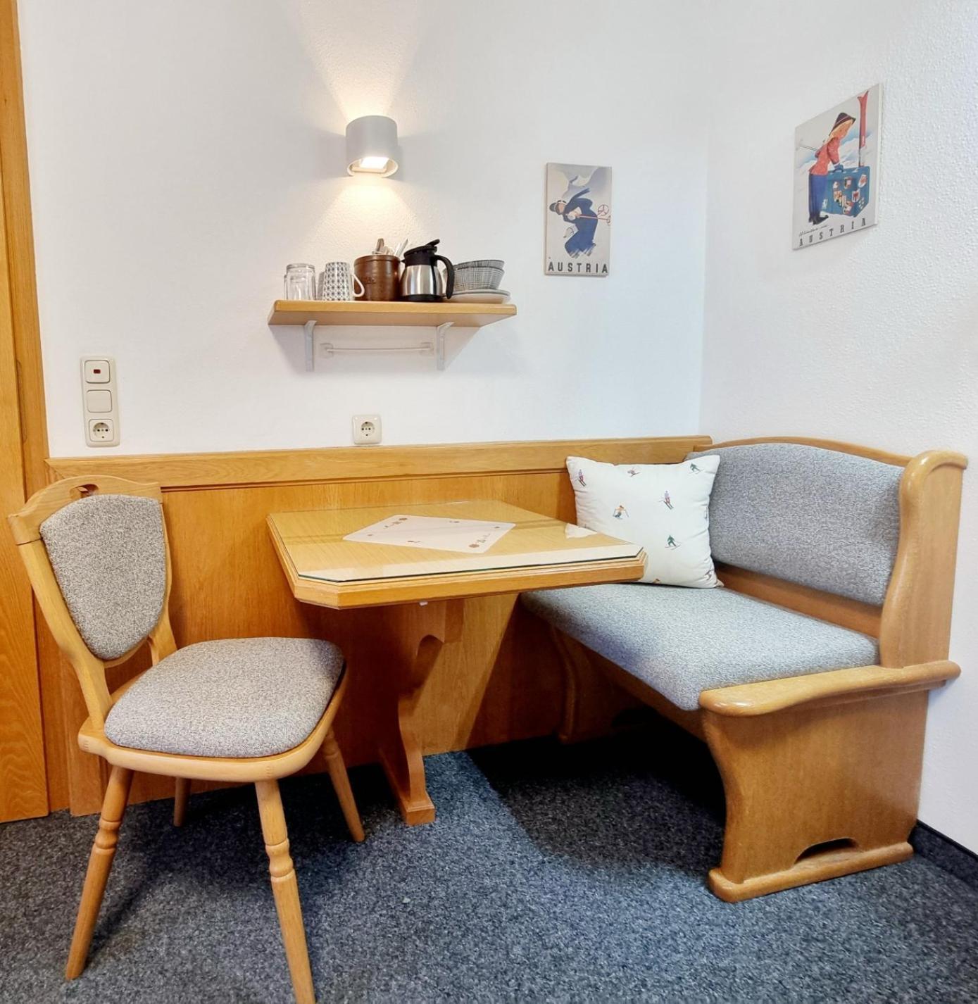 Das Bergfried - Urlaub Zentral Und Ruhig! Apartment Riezlern Bagian luar foto