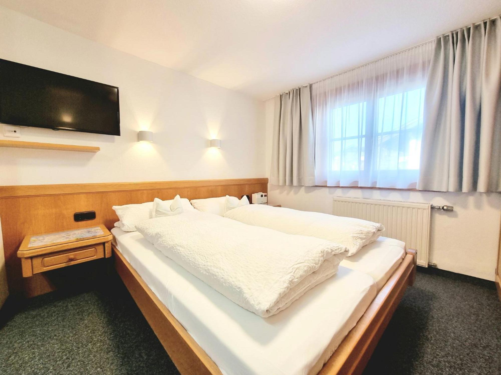 Das Bergfried - Urlaub Zentral Und Ruhig! Apartment Riezlern Bagian luar foto