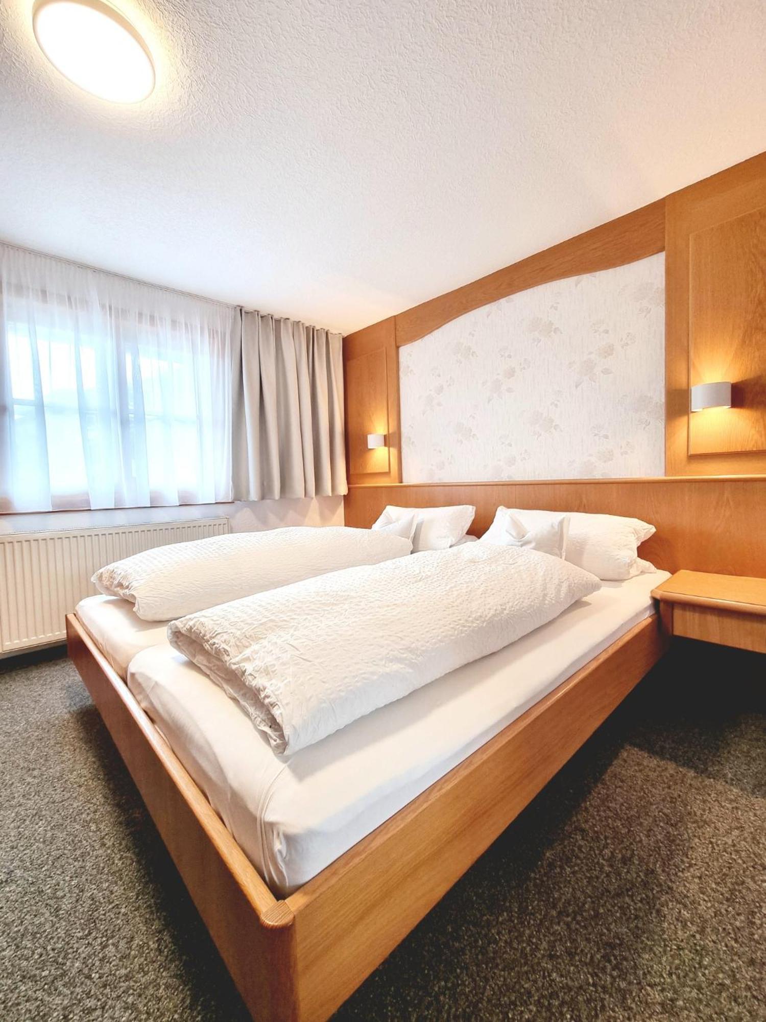 Das Bergfried - Urlaub Zentral Und Ruhig! Apartment Riezlern Bagian luar foto